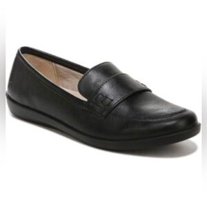 Lifestride  Nico Loefer Black Faux Leather Loafers women’s Sz 7.5